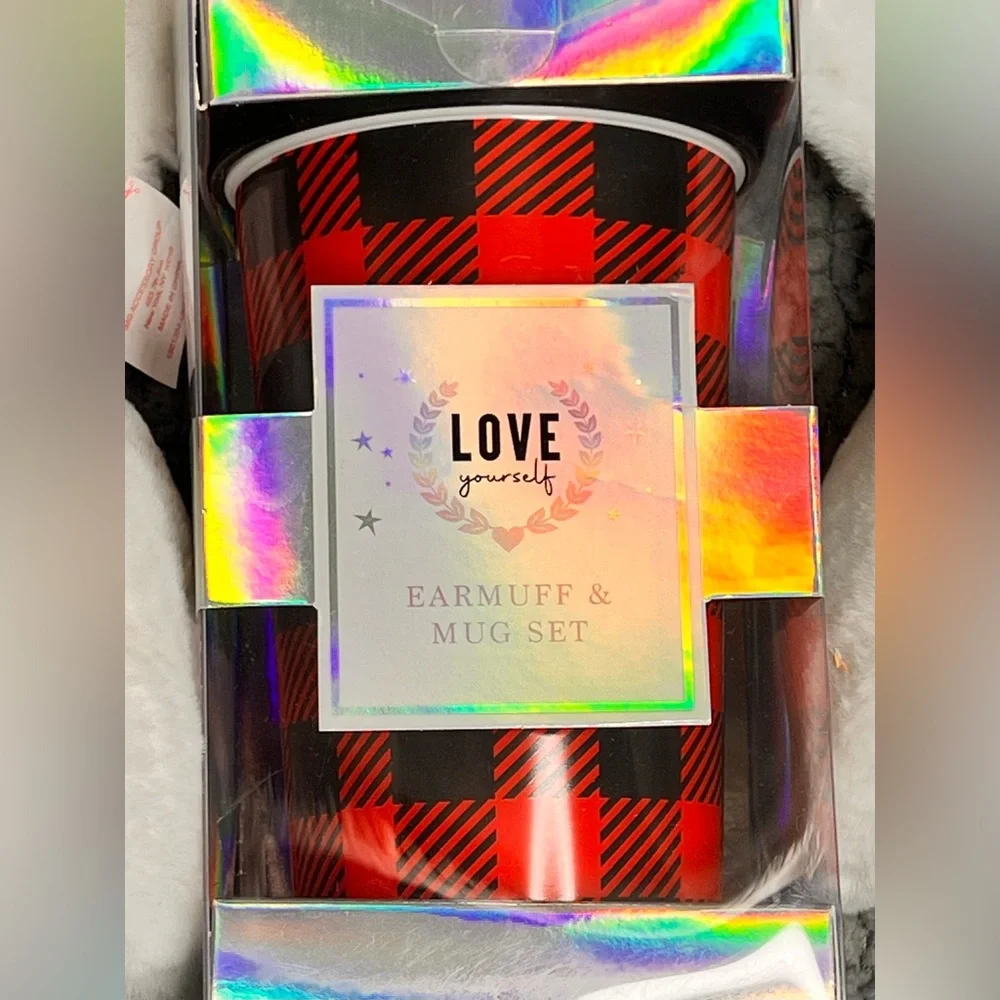 Love‎ Yourself Earmuffs And Cup Set Red And Black New In Box